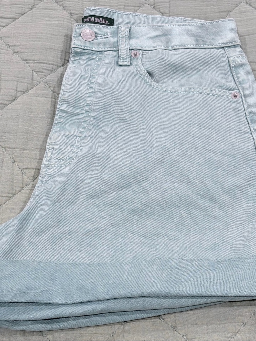 wild fable- Super High-Rise Rolled Cuff Shorts